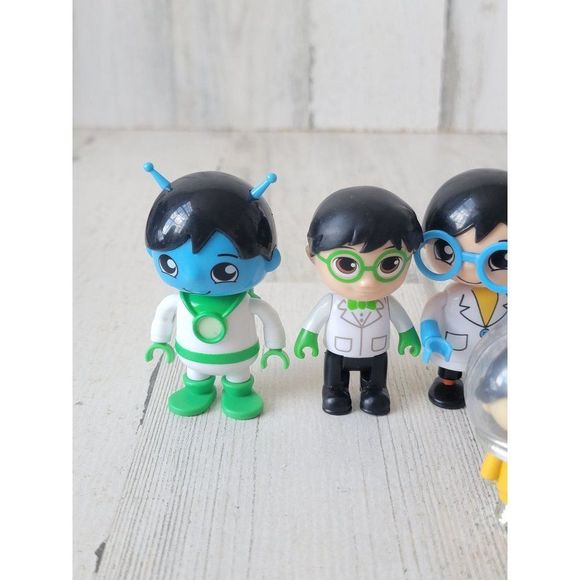 Ryan's toy World variety playset submarine robot scientist alien astronaut figur - Picture 2 of 11